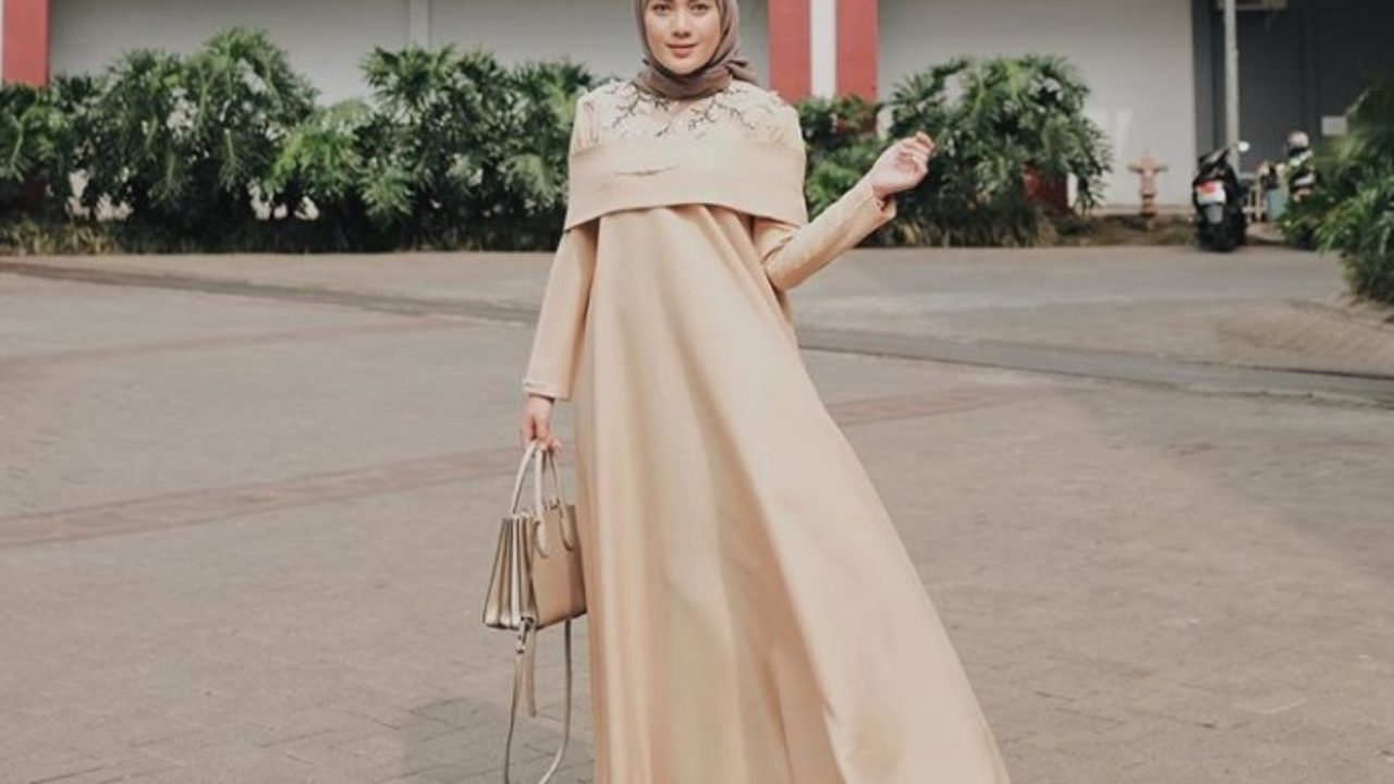 Tips Tetep Kece Ke Kondangan Dengan Outfit Pesta Muslimah Inspirasi Shopee