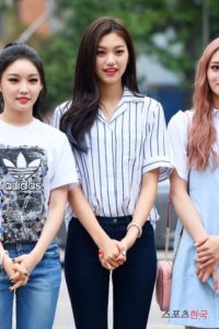 kim doyeon fashion