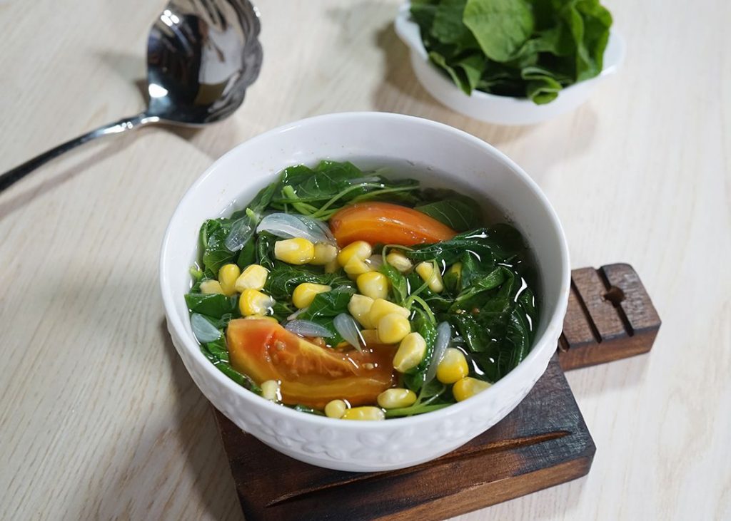 Rekomendasi Menu Sahur Sayur Bening Bayam