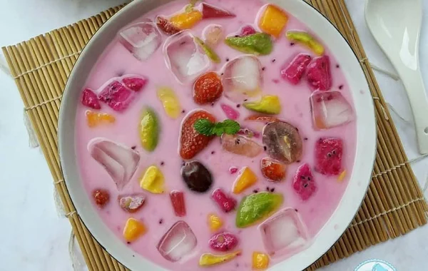 minuman segar untuk buka puasa es sop buah