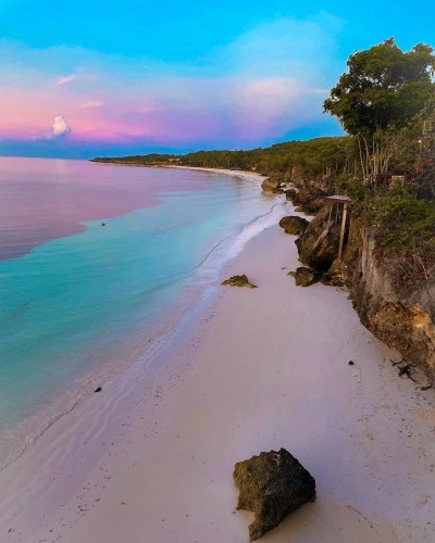 pantai terindah di Indonesia