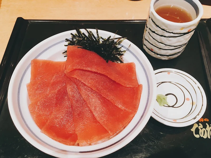 sashimi makanan khas jepang