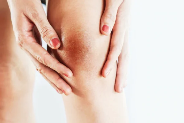 faktor penyebab lutut menghitam