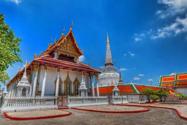Mahathat destinasi wisata Thailand
