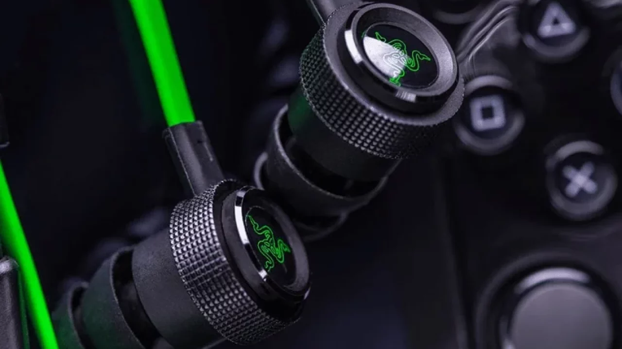 10 Earphone Gaming Berkualitas Terbaik Gamers Wajib Punya