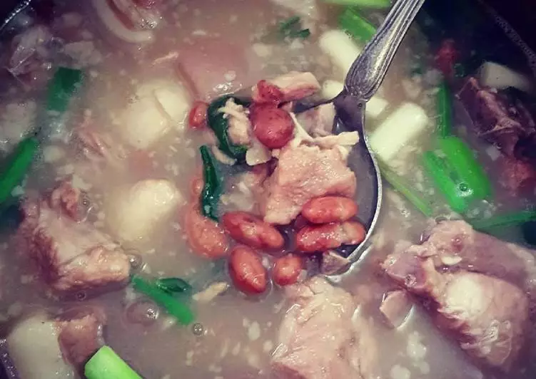 Sup Brenebon Babi Makanan Khas Manado