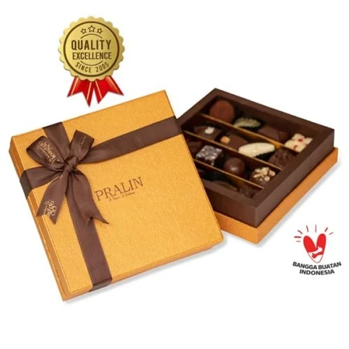 Chocolate Pralines exclusive Box 16pcs | Cokelat Monggo | 