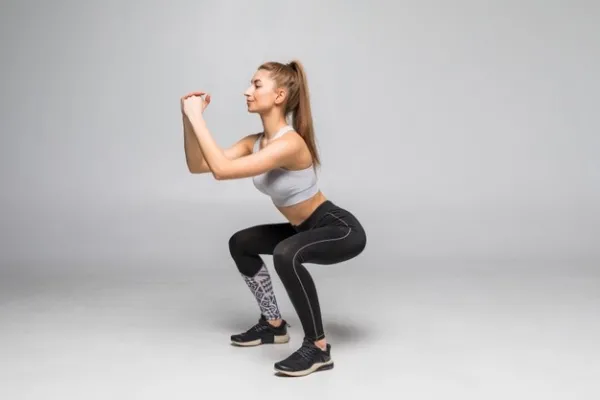 cara mengecilkan pinggang squat