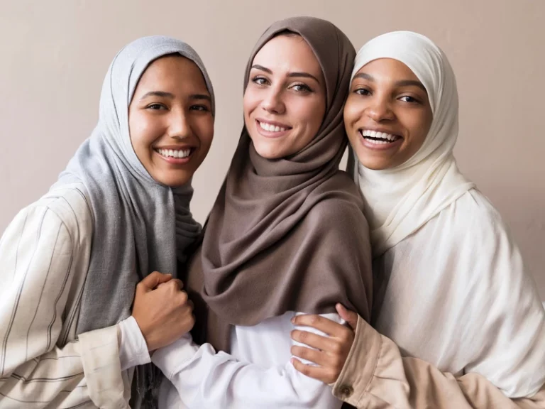 5 Tutorial Hijab Pashmina yang Simple dan Stylish