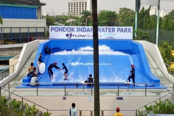 the wave pondok indah waterpark