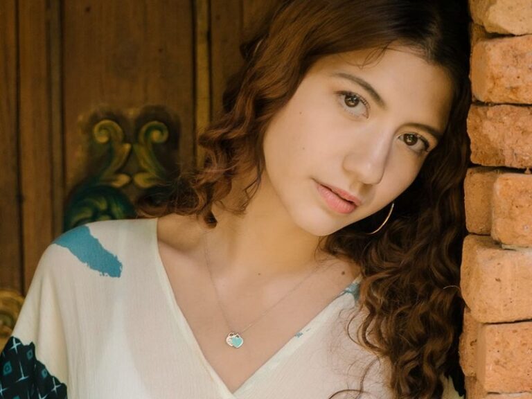 Biodata Cassandra Lee, Artis Multitalenta yang Mengguncang Shopee Live