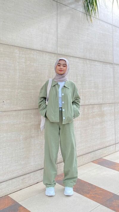 baju hijau cocok dengan jilbab warna apa