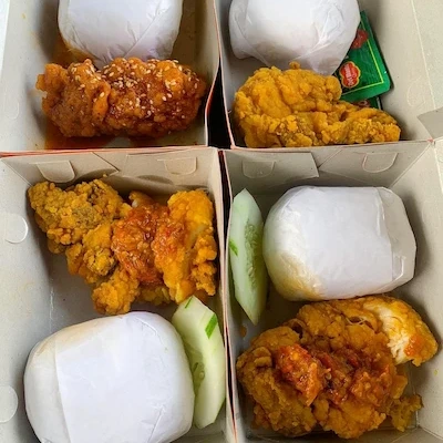 Menu ayam geprek Geprekinaja