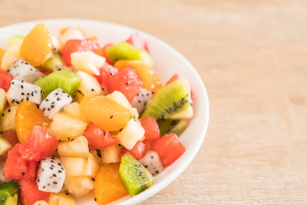 Menu takjil buka puasa kekinian Salad Buah