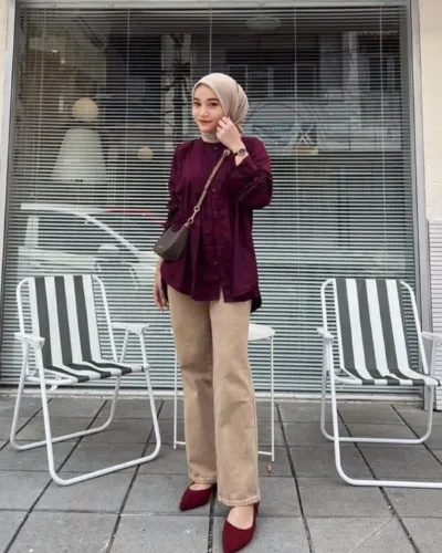 warna burgundy cocok dengan warna apa