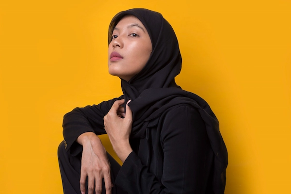 Warna hijab yang cocok untuk kulit sawo matang hitam